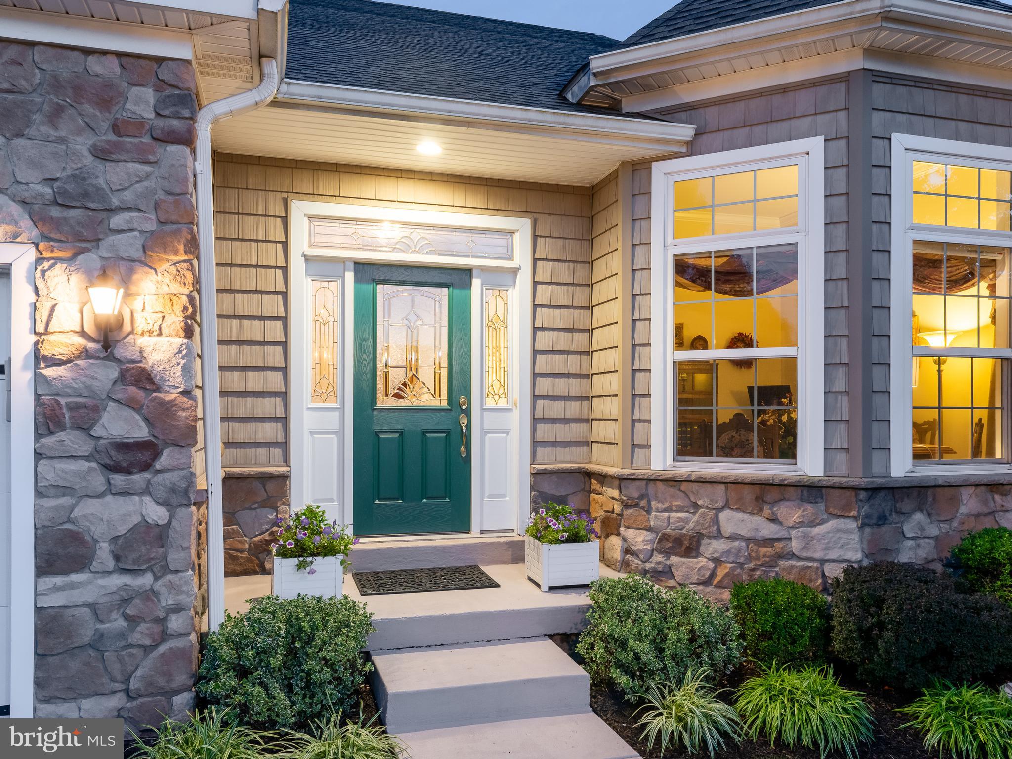 2242 CHANDLER LANE