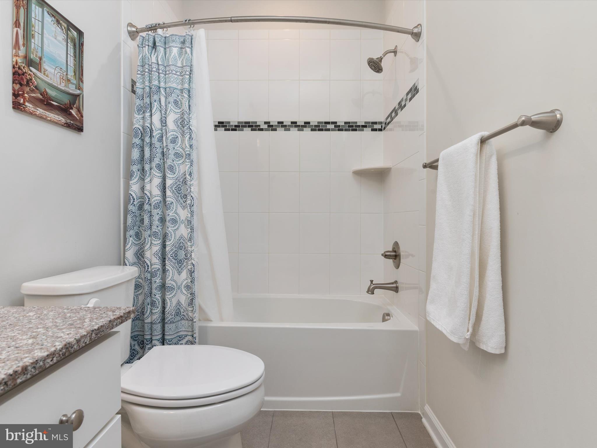 PONDVIEW - Residential