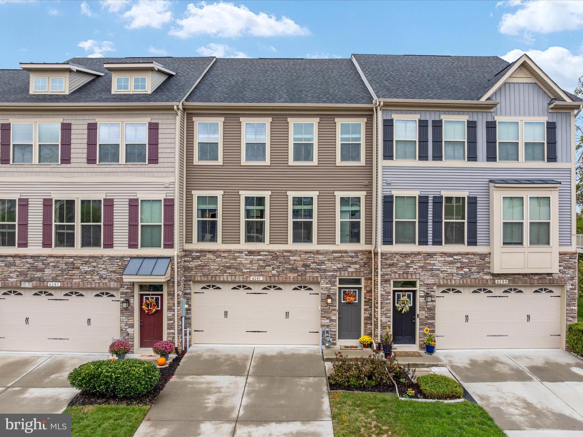 PONDVIEW - Residential