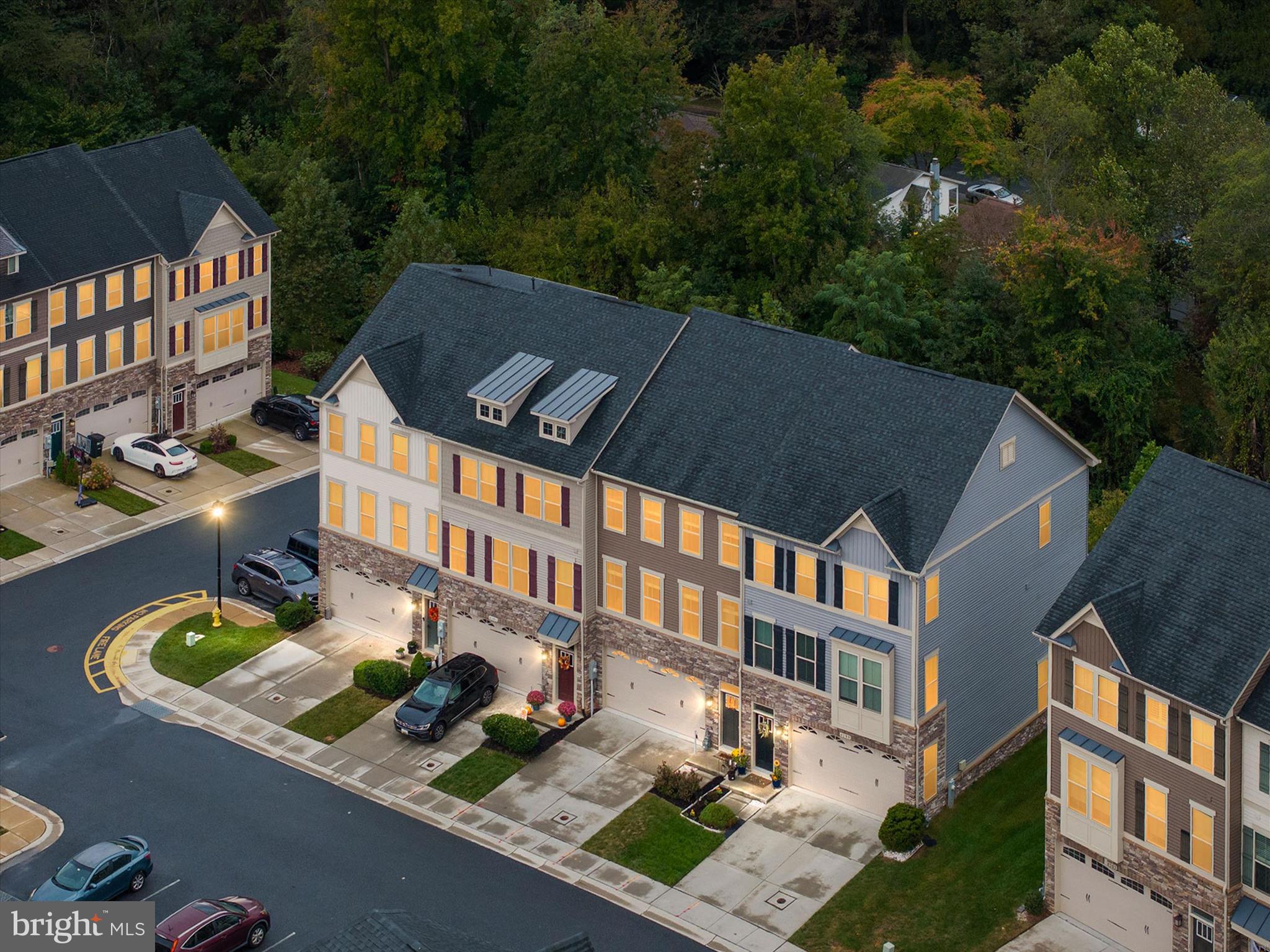 PONDVIEW - Residential