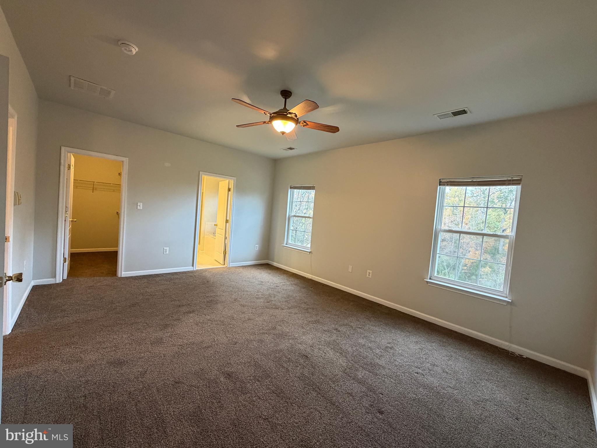 WAKELAND MANOR - Residential Lease