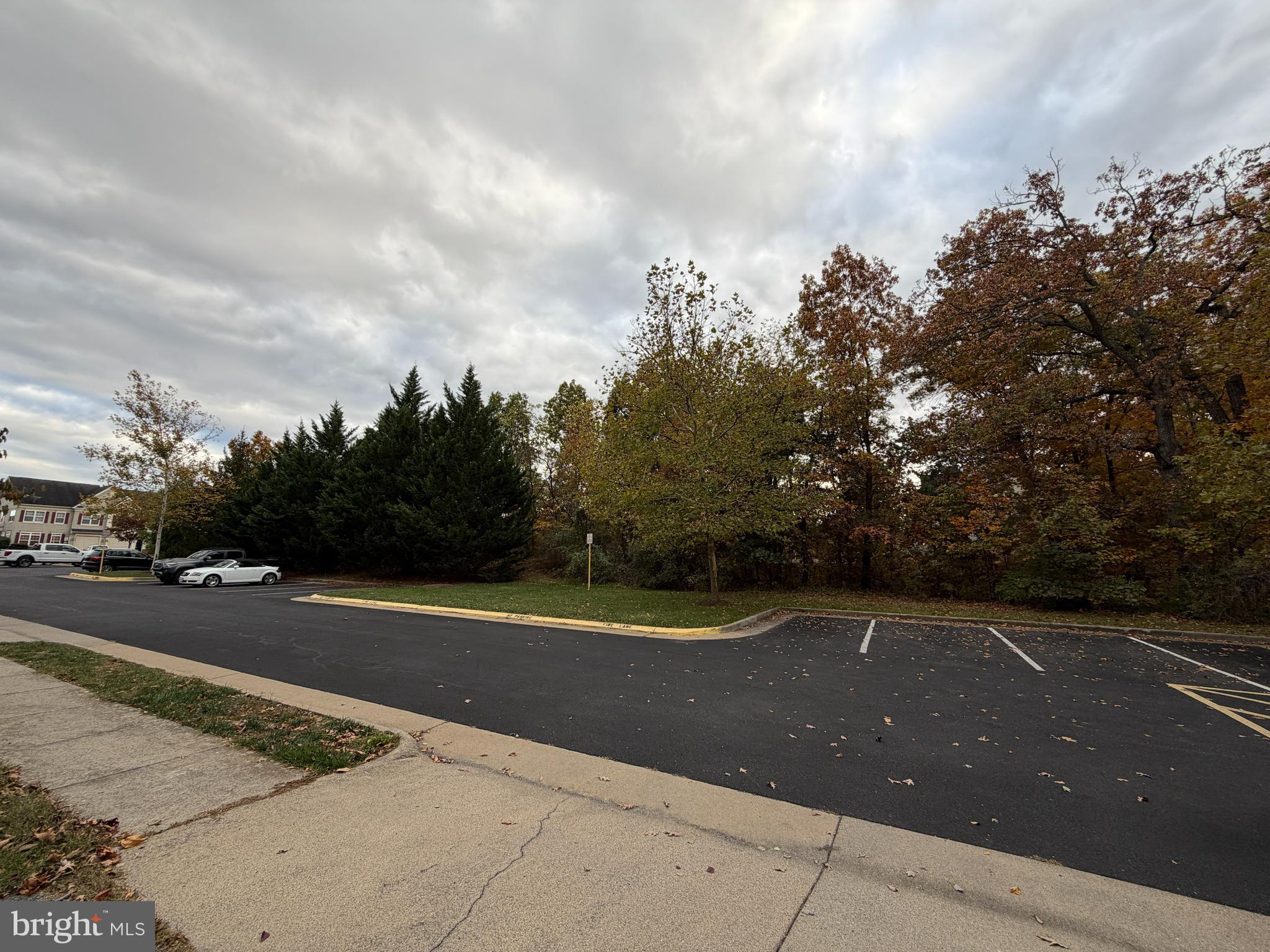 WAKELAND MANOR - Residential Lease