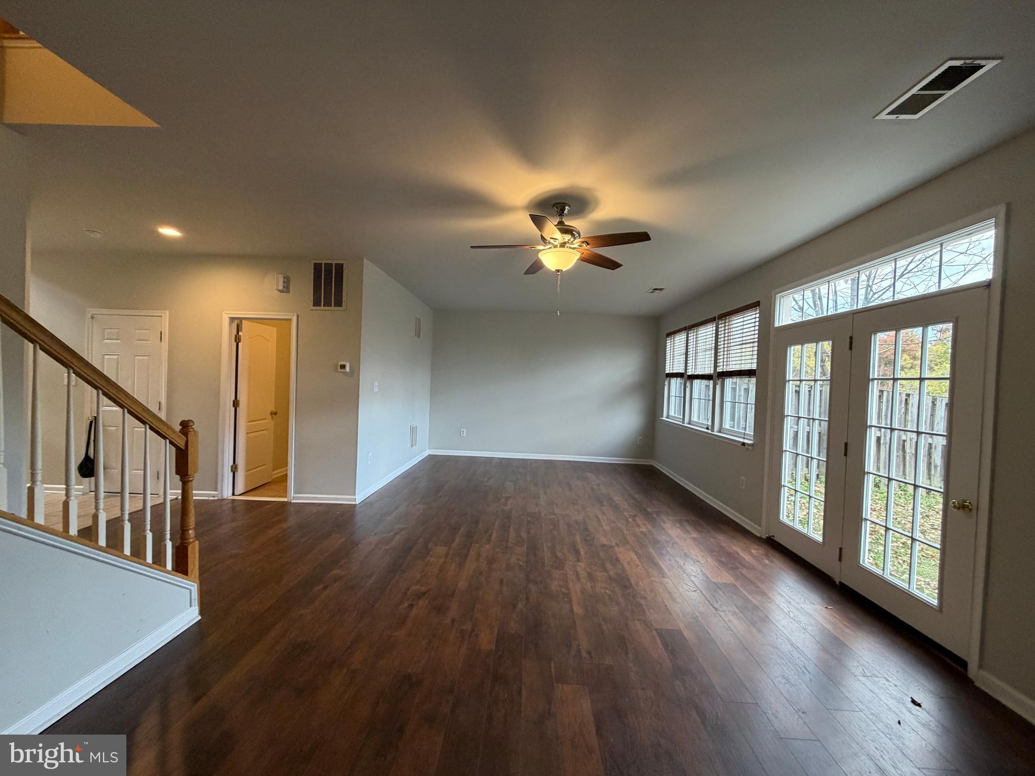 WAKELAND MANOR - Residential Lease