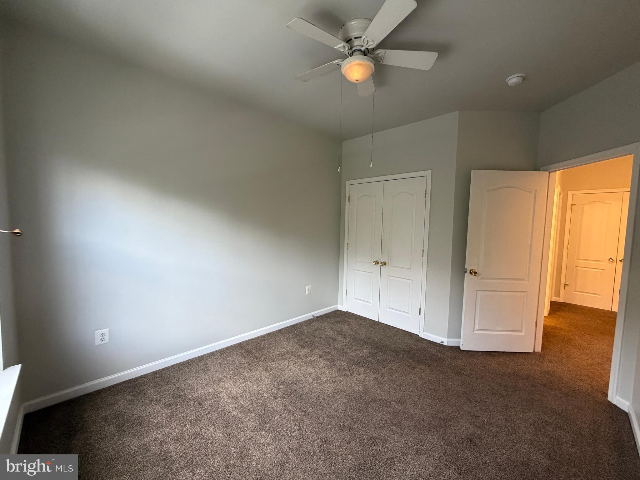 WAKELAND MANOR - Residential Lease