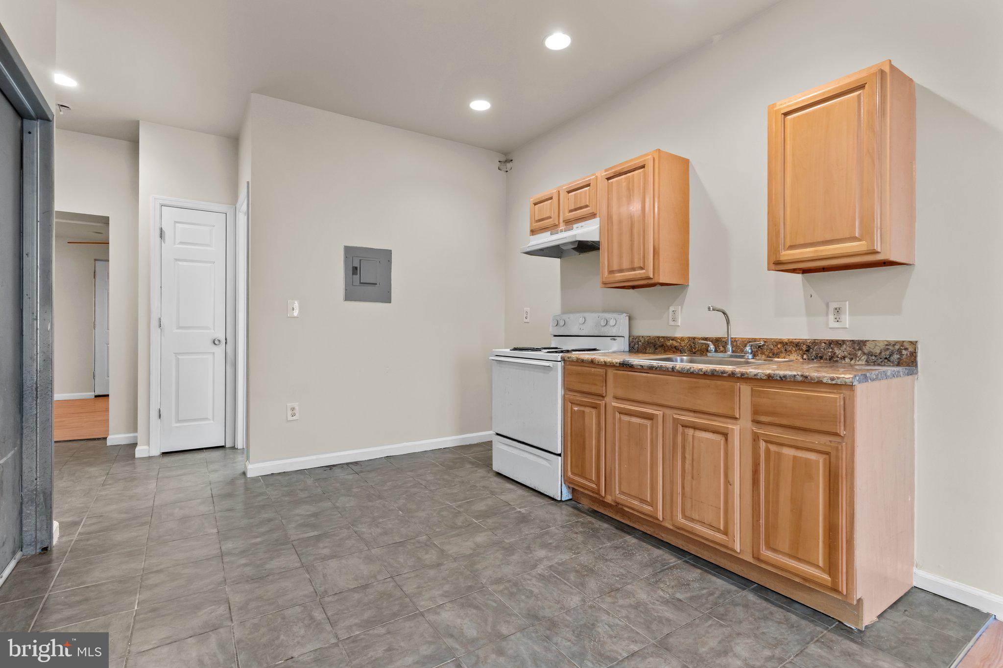 KENSINGTON - Residential