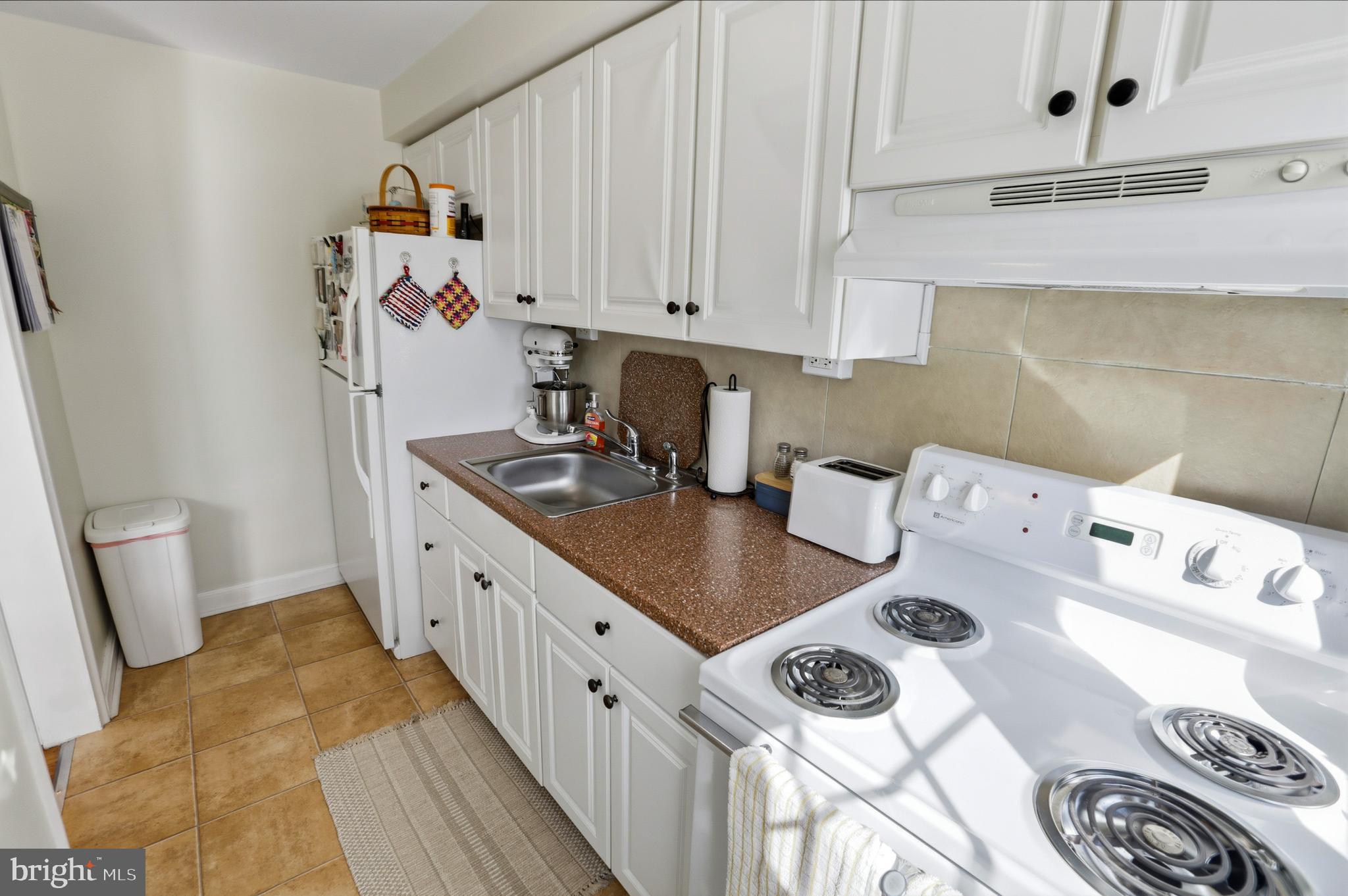 MAPLE GARDENS - Residential