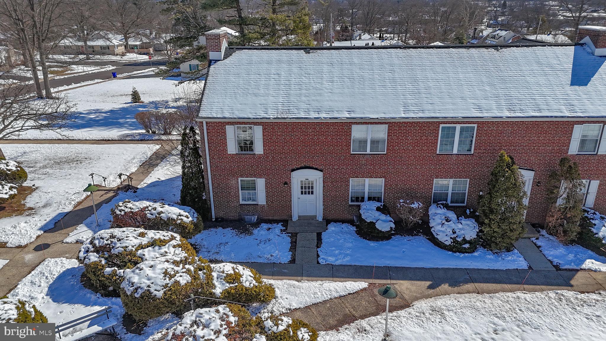 MAPLE GARDENS - Residential