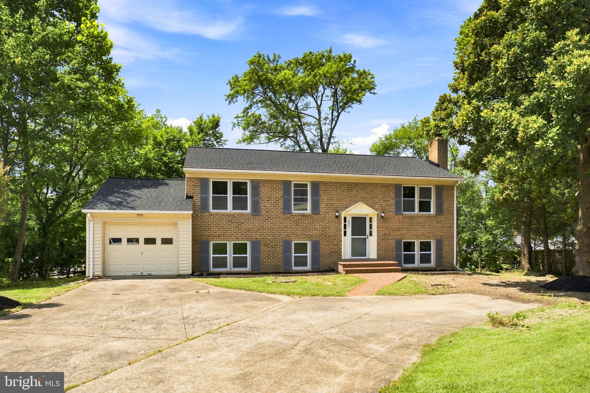 1534 MALVERN HILL PLACE