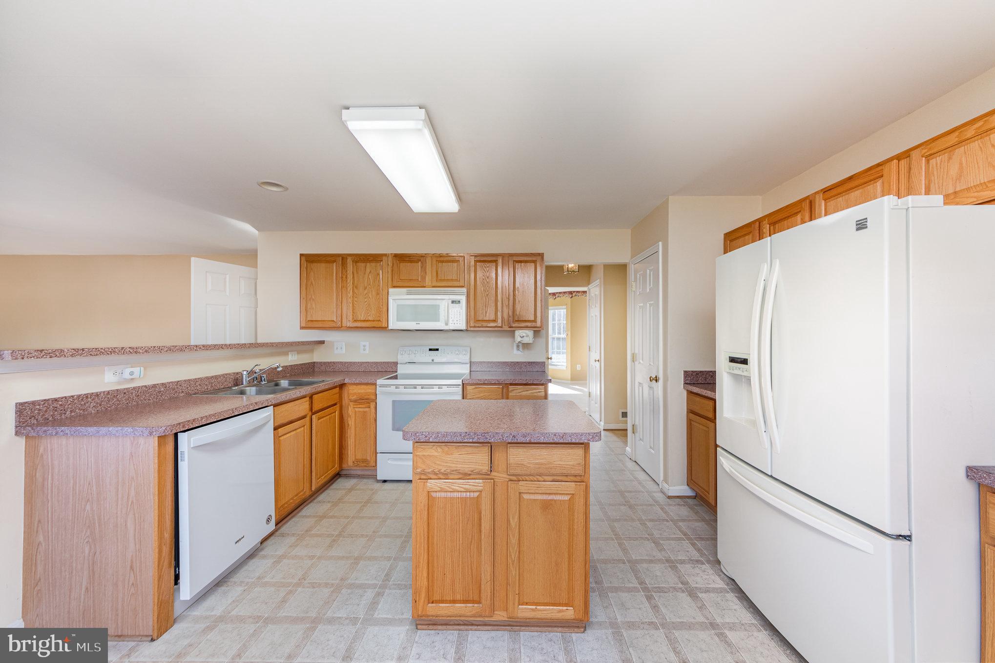 SALEM FIELDS - Residential