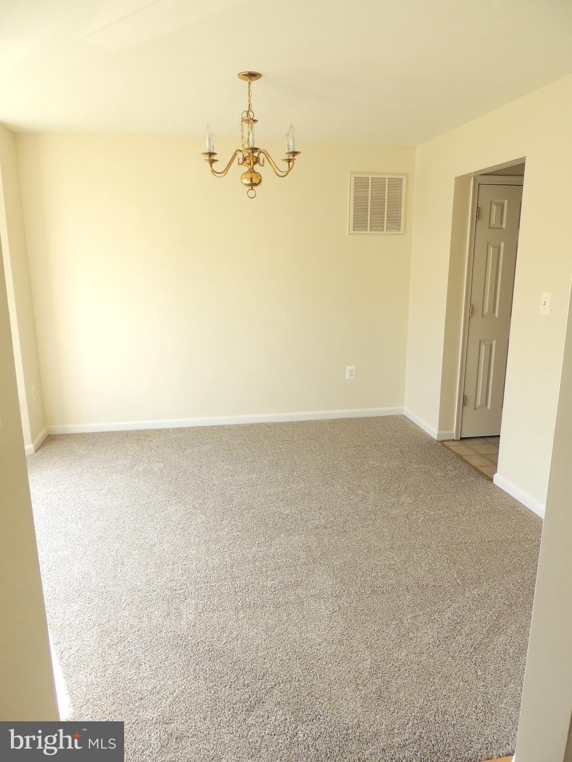 SALEM FIELDS - Residential