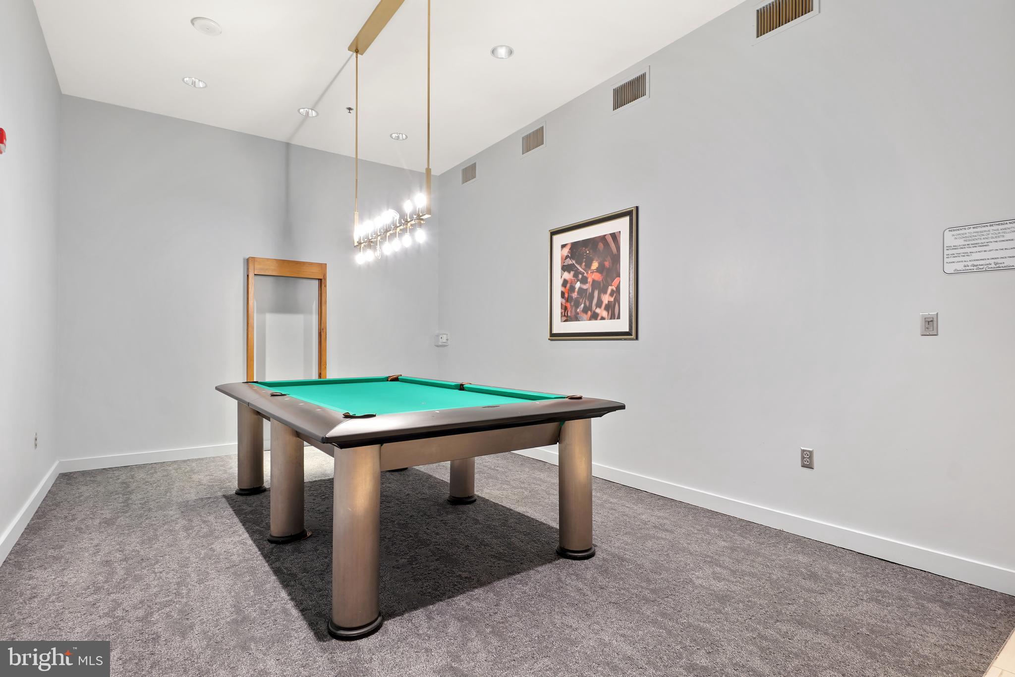 MIDTOWN BETHESDA NORTH - Residential