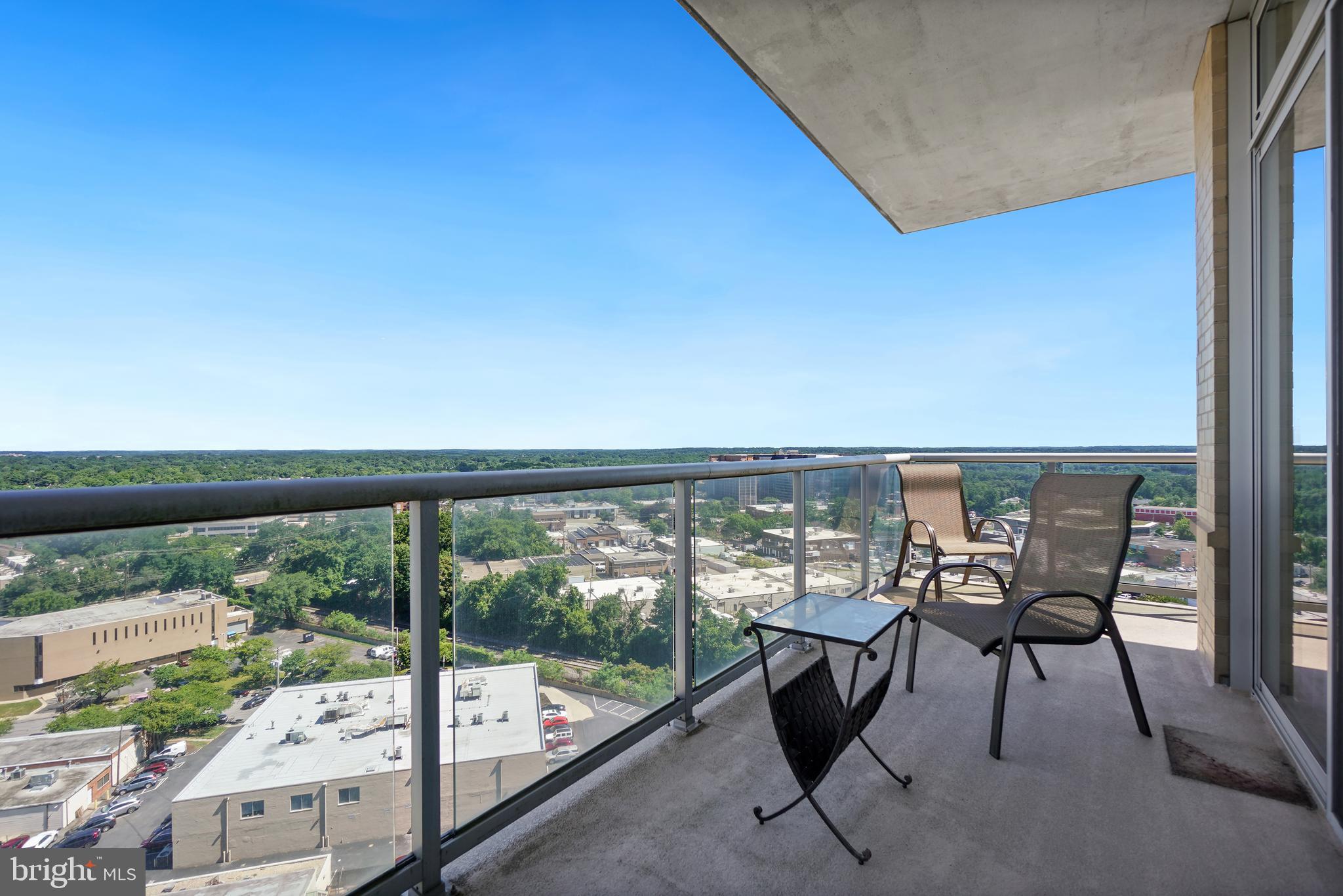 MIDTOWN BETHESDA NORTH - Residential