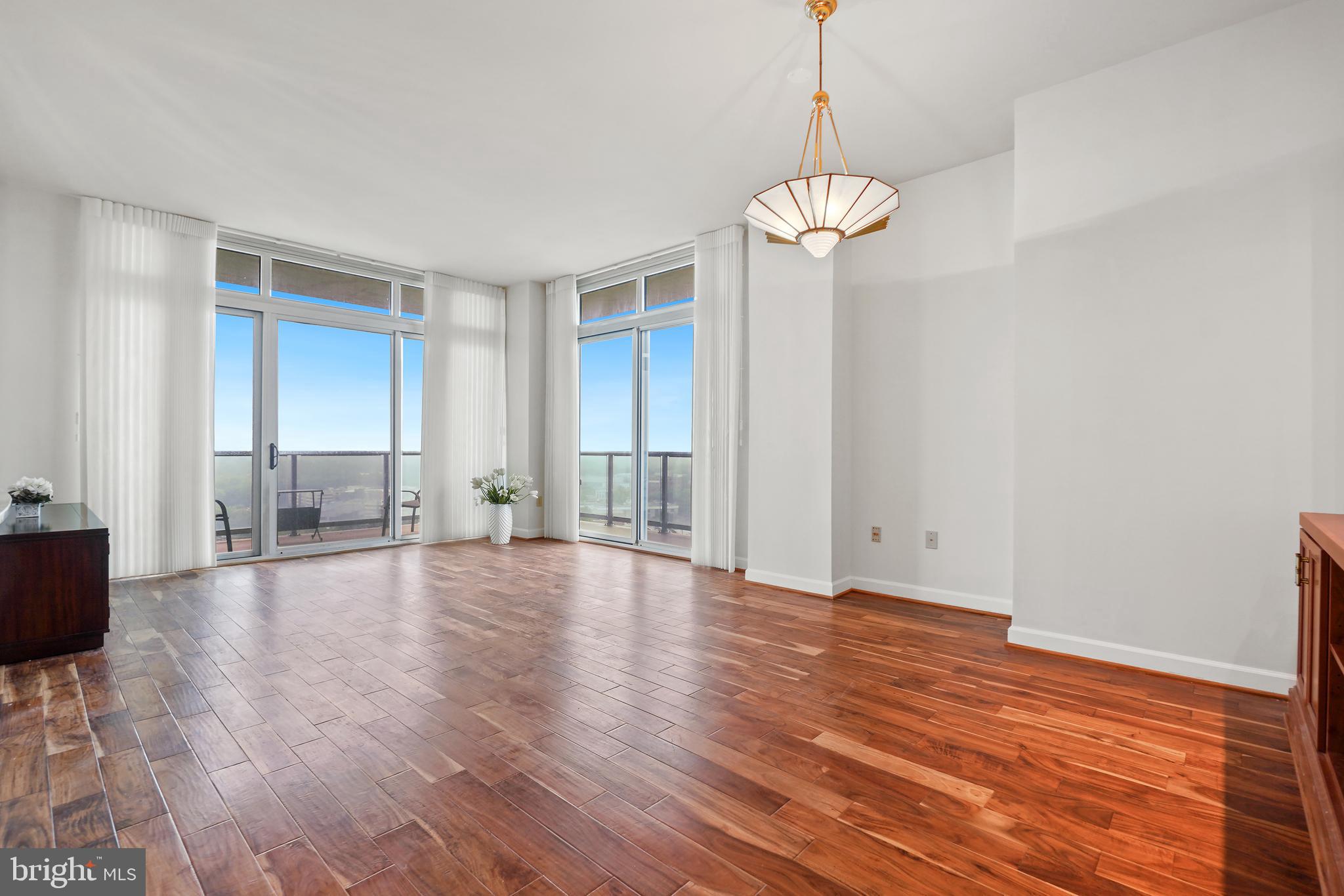 MIDTOWN BETHESDA NORTH - Residential