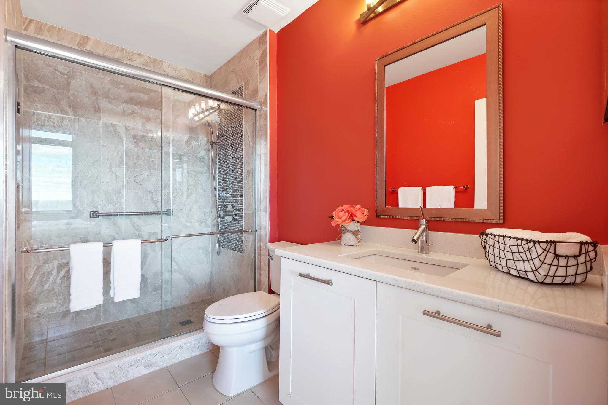 MIDTOWN BETHESDA NORTH - Residential