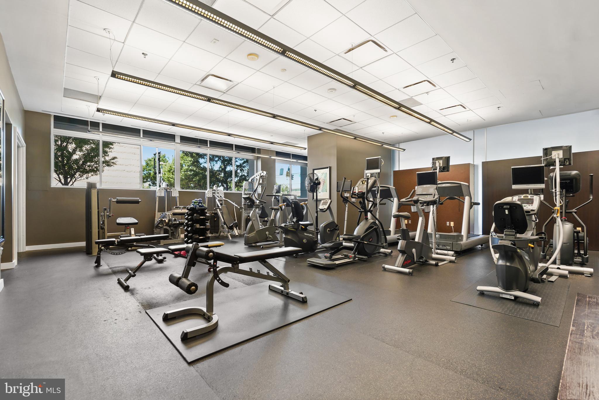 MIDTOWN BETHESDA NORTH - Residential