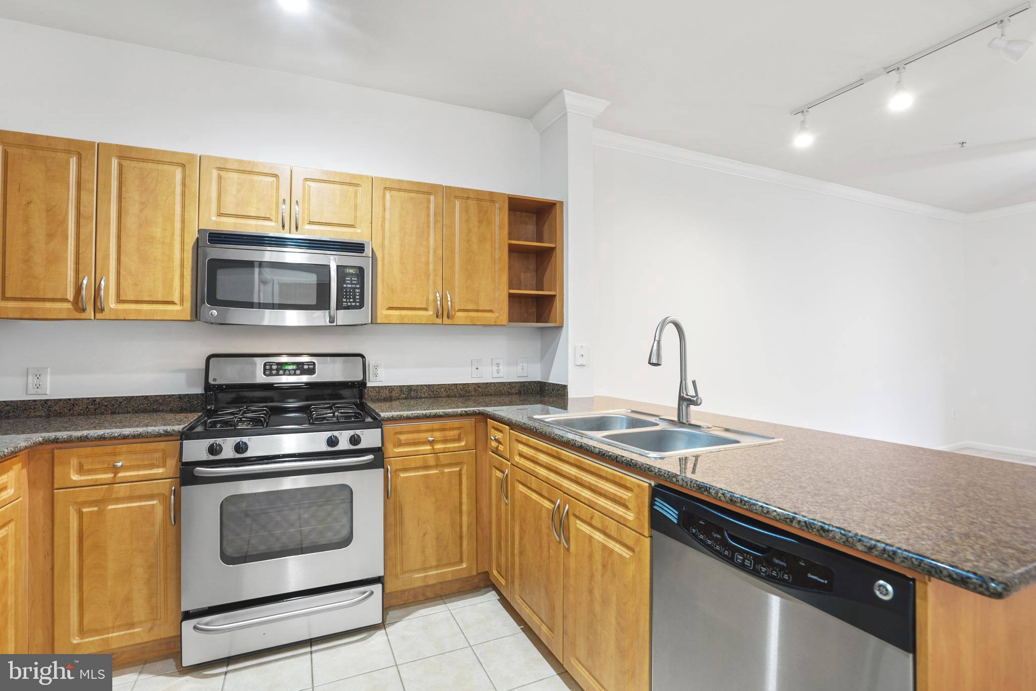 BRYSON AT WOODLAND PARK - Residential