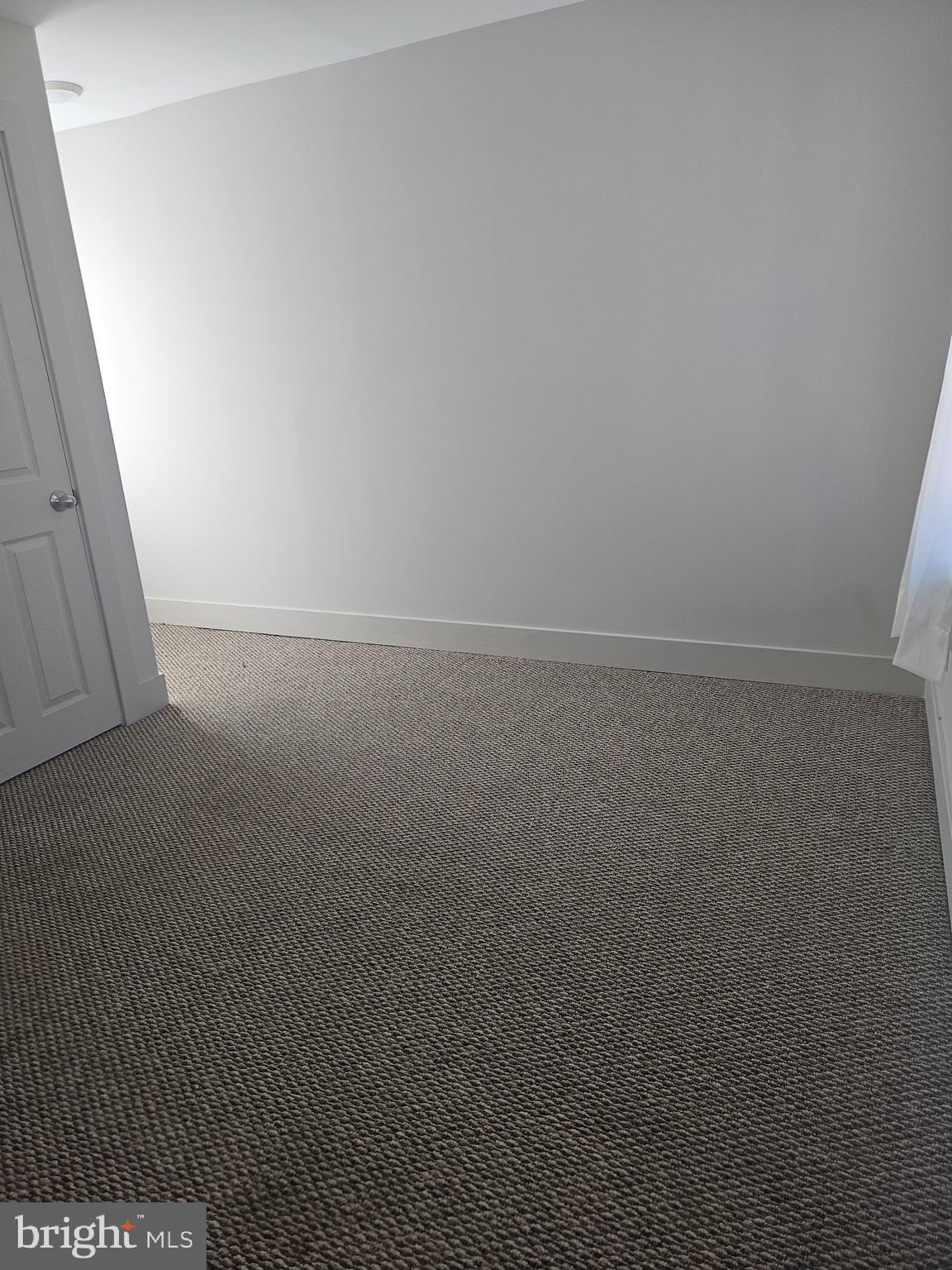 PORT RICHMOND - Residential Lease