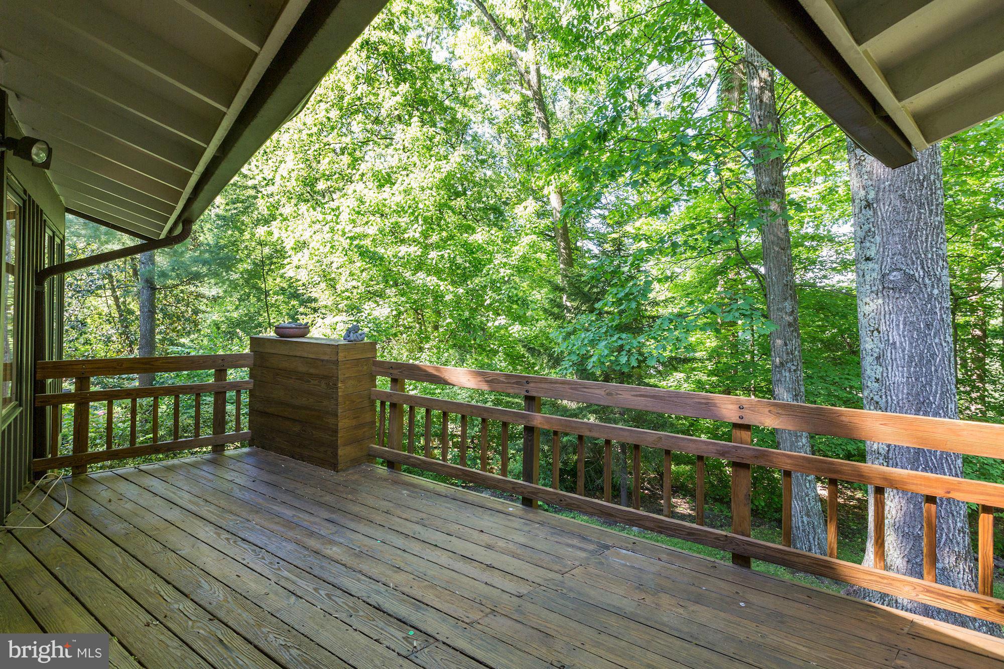 FLINT HILL - Residential