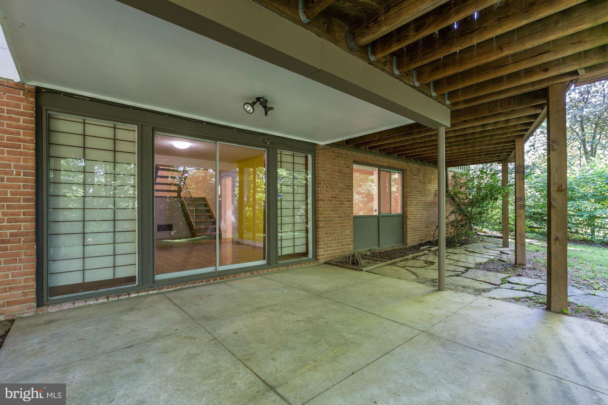 FLINT HILL - Residential