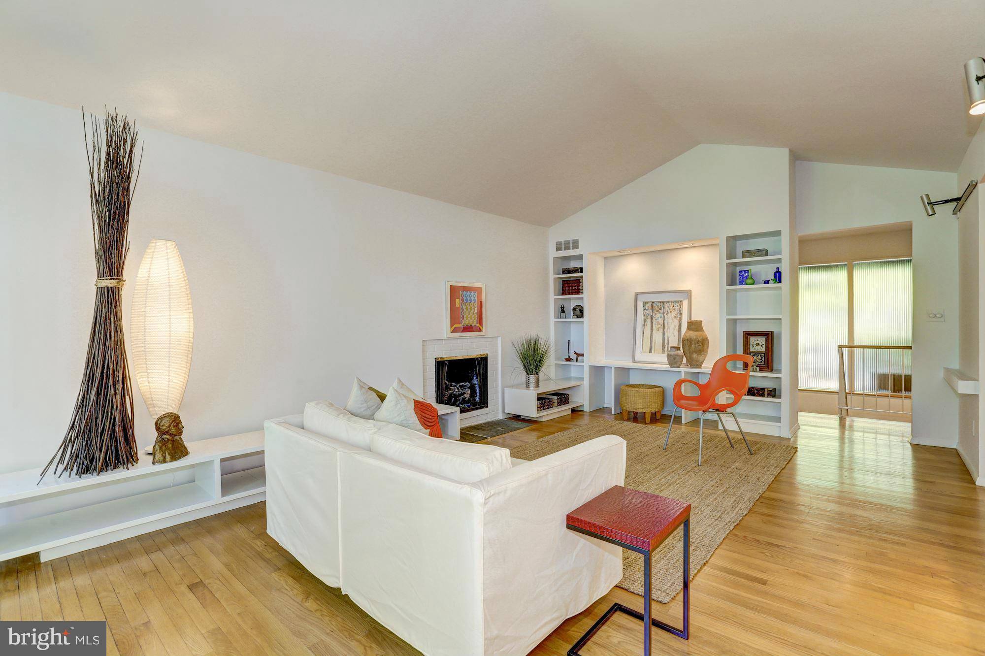 FLINT HILL - Residential