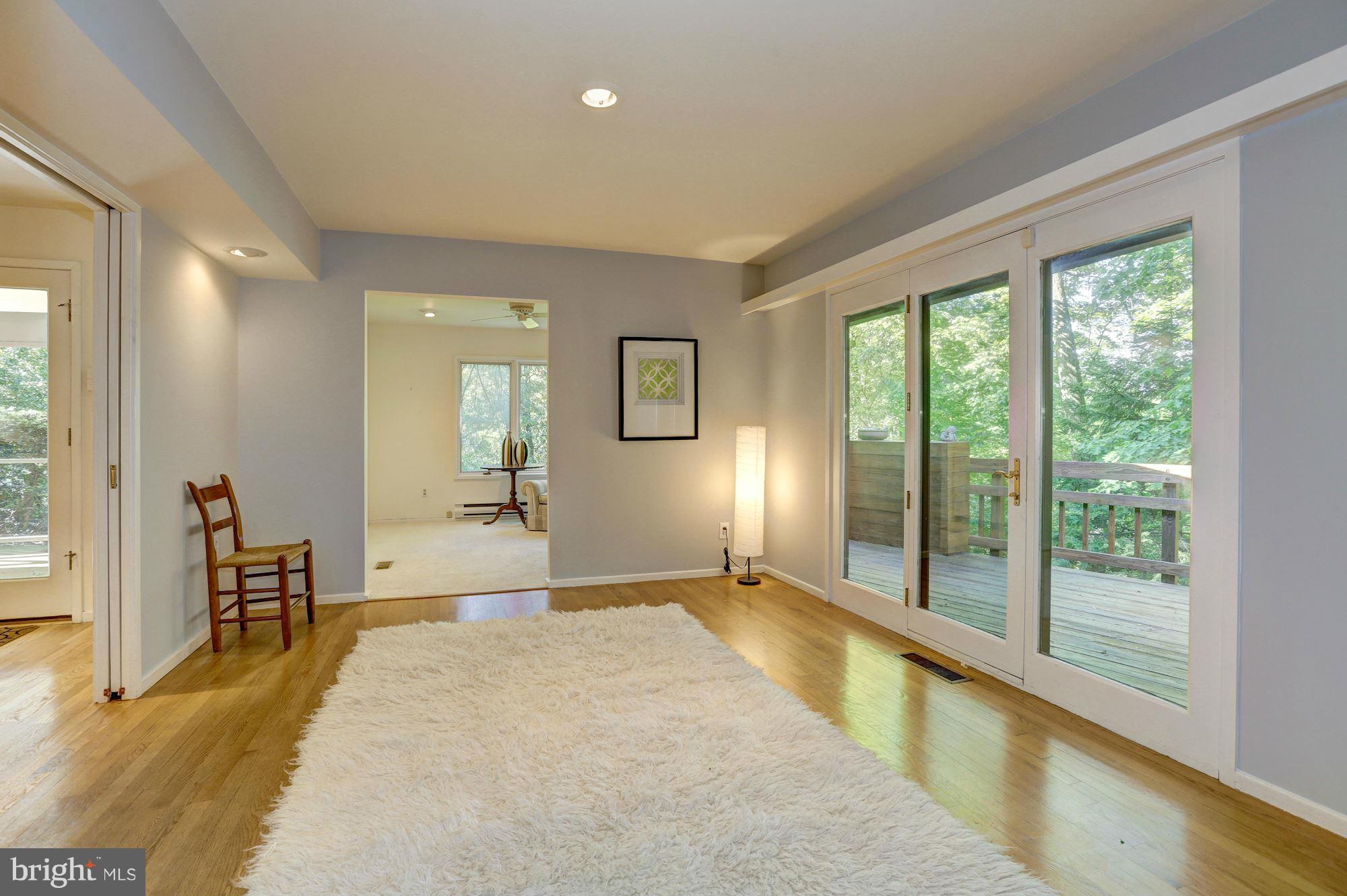 FLINT HILL - Residential