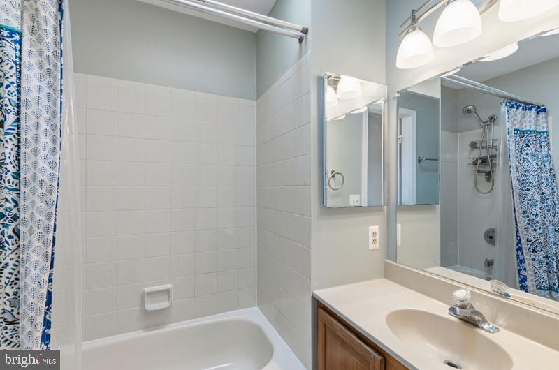SILVER SPRING STATION - Residential