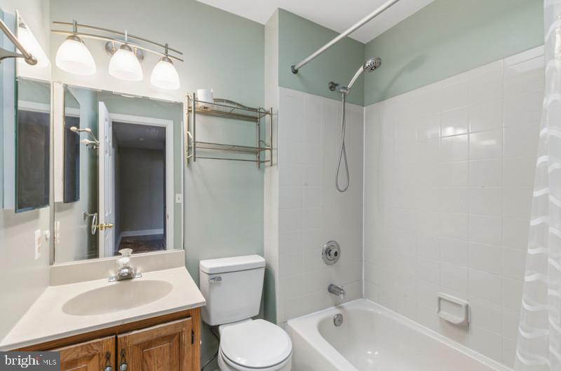 SILVER SPRING STATION - Residential
