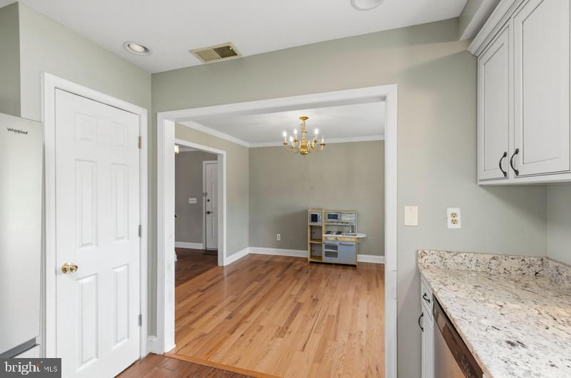 SILVER SPRING STATION - Residential