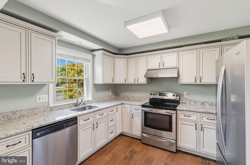 SILVER SPRING STATION - Residential