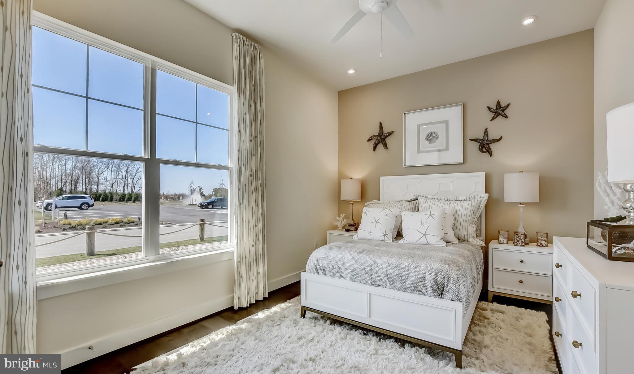 FOUR SEASONS AT KENT ISLAND - Residential