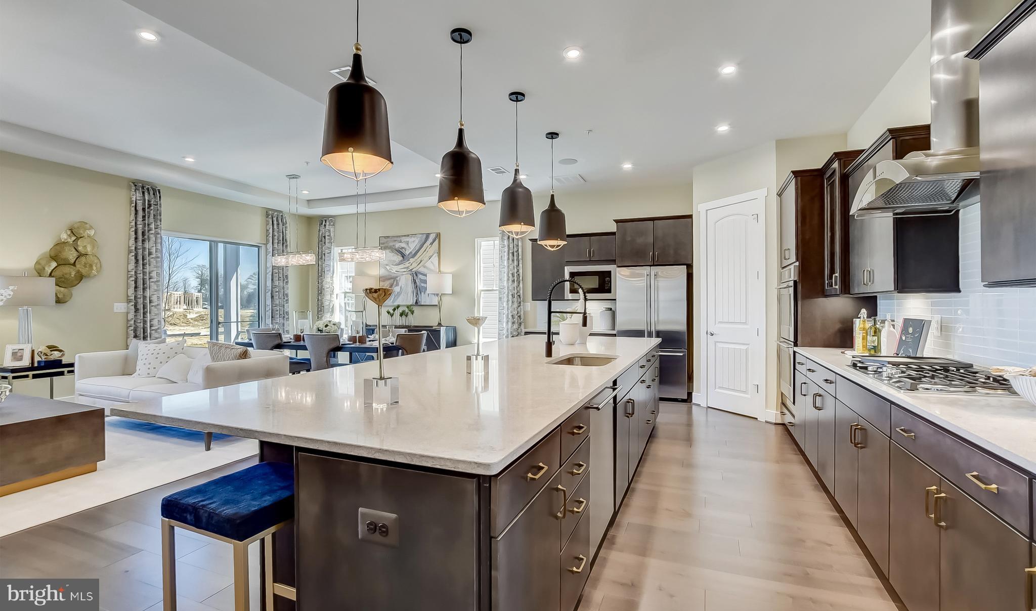 FOUR SEASONS AT KENT ISLAND - Residential