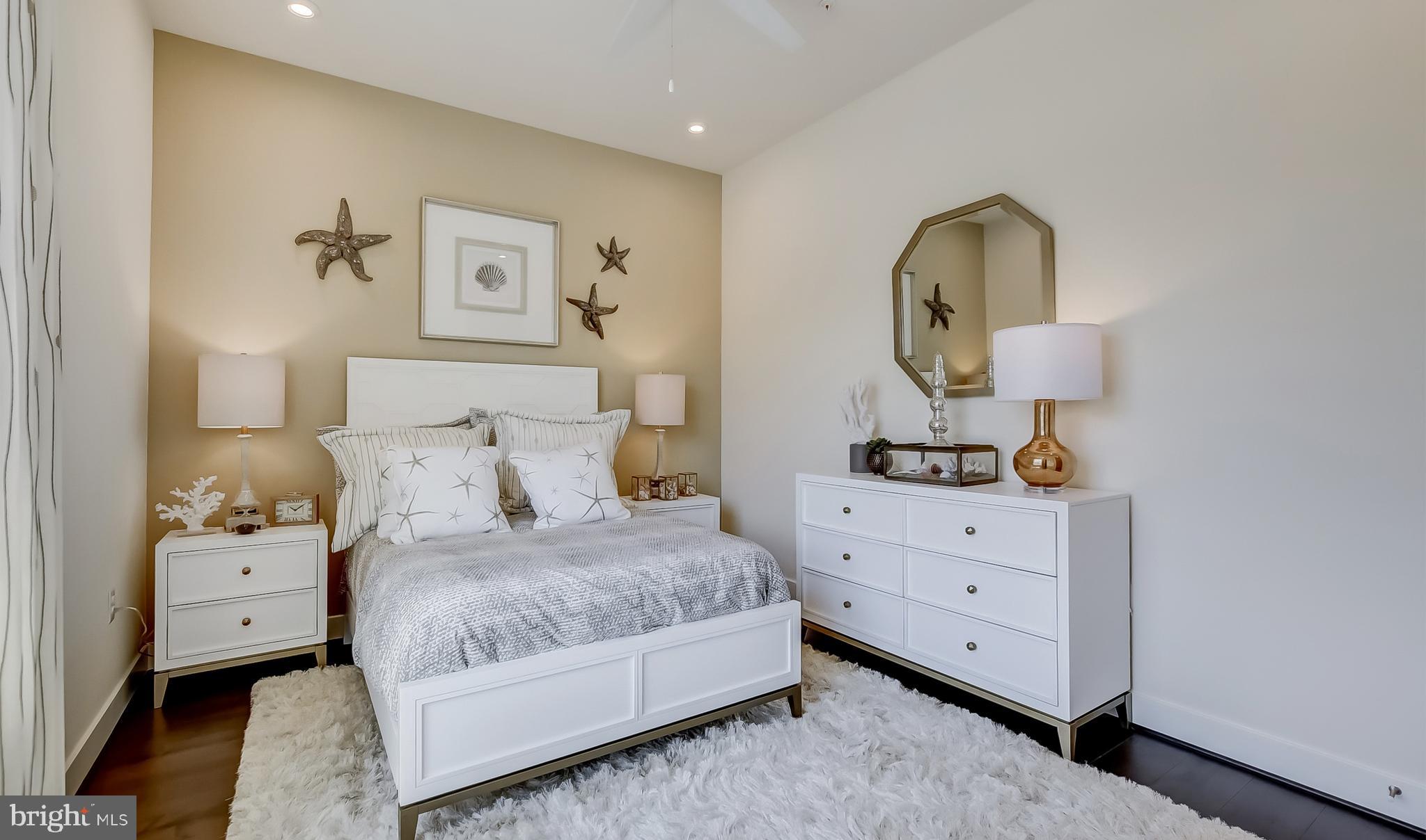 FOUR SEASONS AT KENT ISLAND - Residential