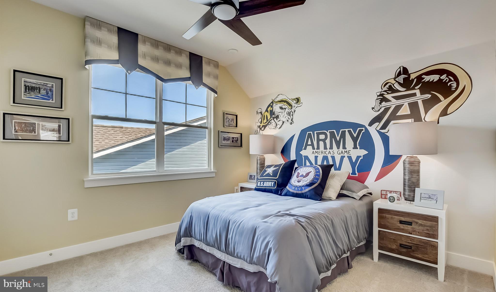 FOUR SEASONS AT KENT ISLAND - Residential