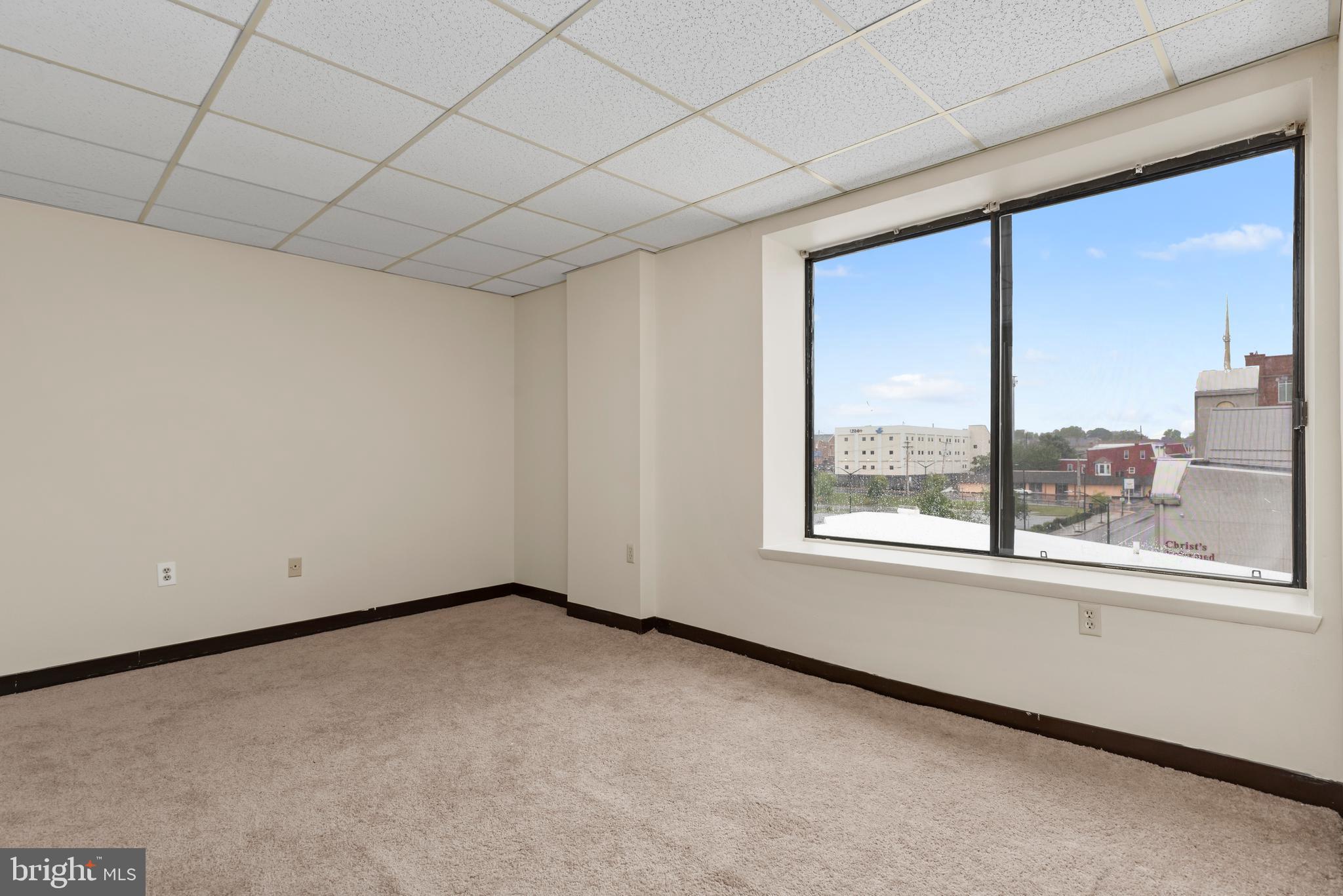 DOWNTOWN HAGERSTOWN - Commercial Sale