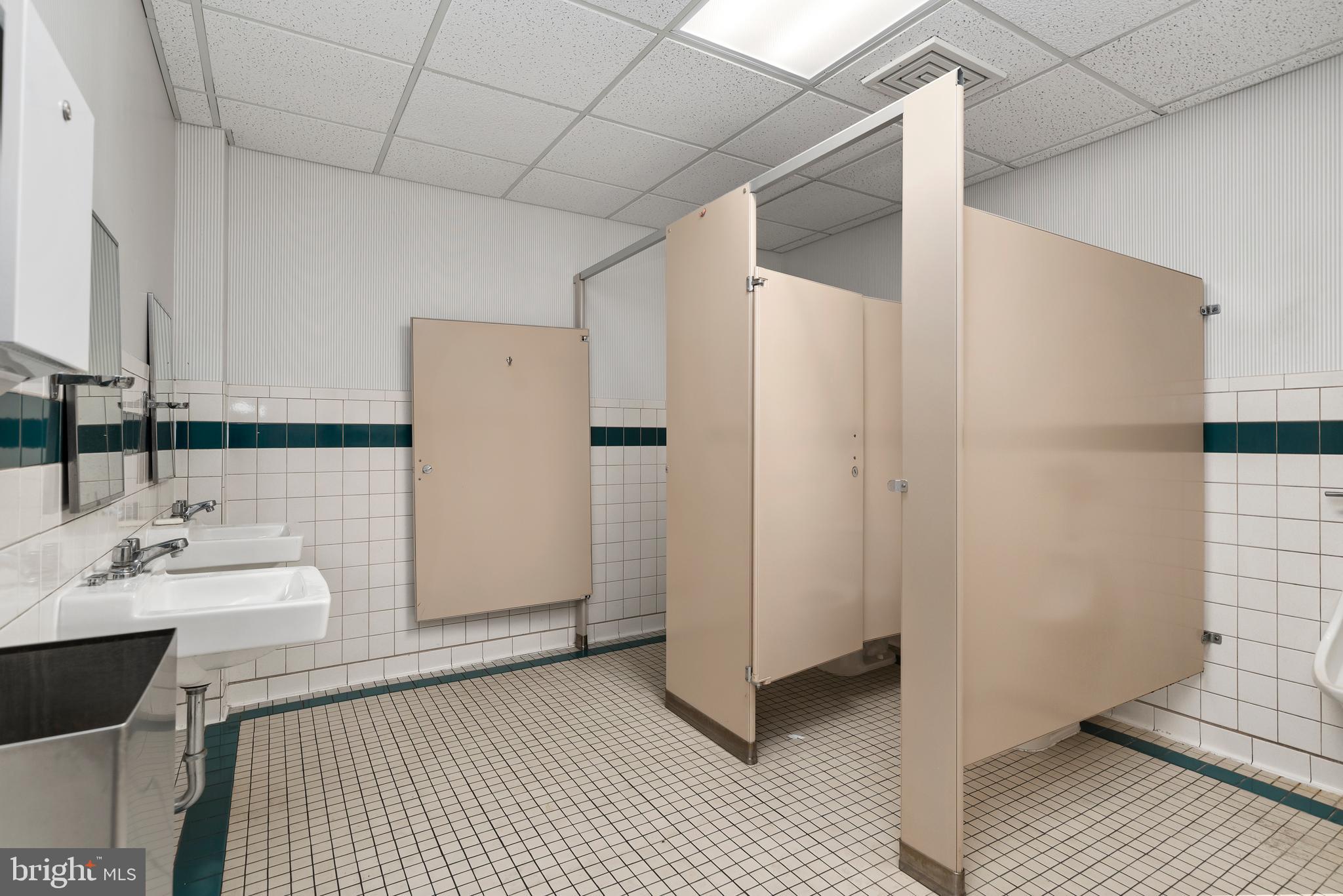 DOWNTOWN HAGERSTOWN - Commercial Sale