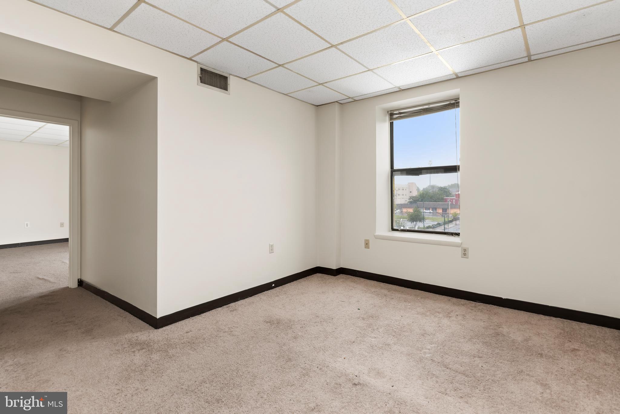 DOWNTOWN HAGERSTOWN - Commercial Sale