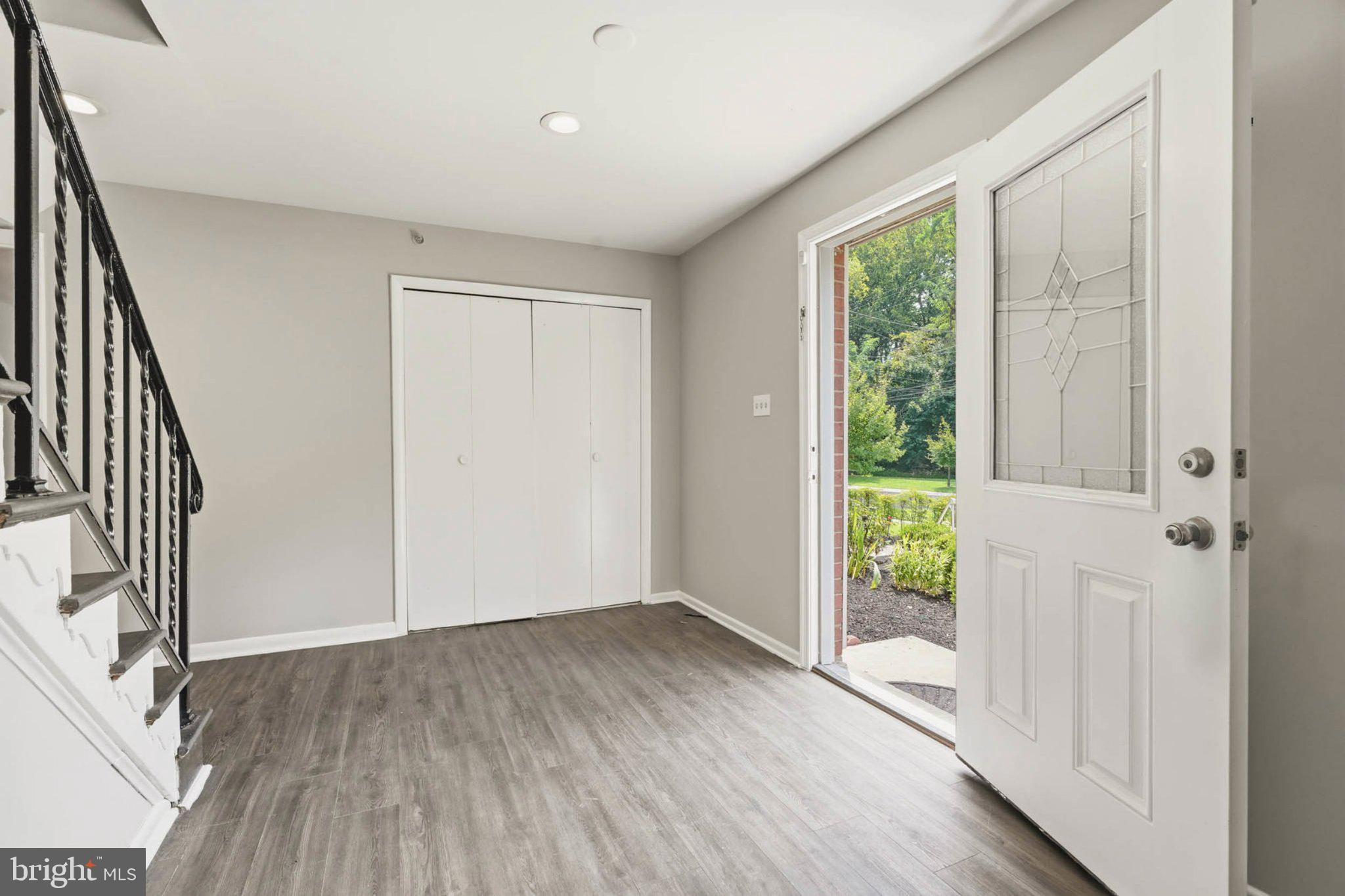 808 E FRANKLIN AVENUE