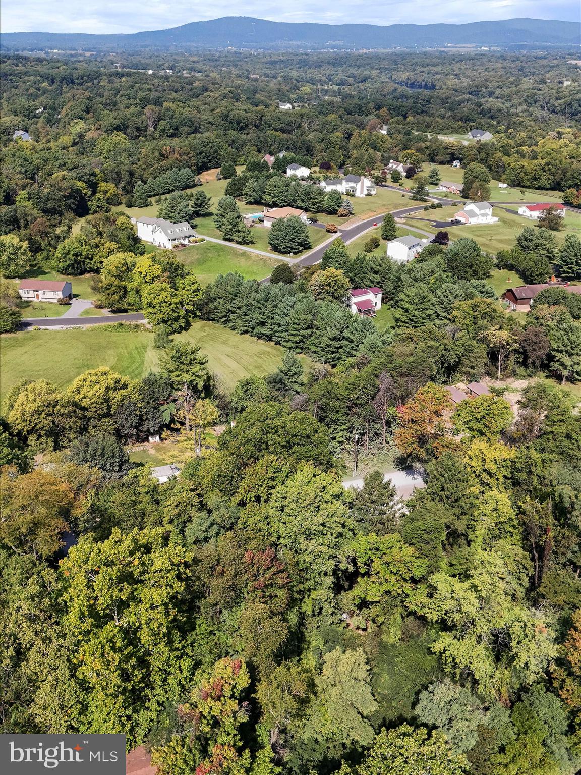 POTOMAC PARK ESTATES - Land