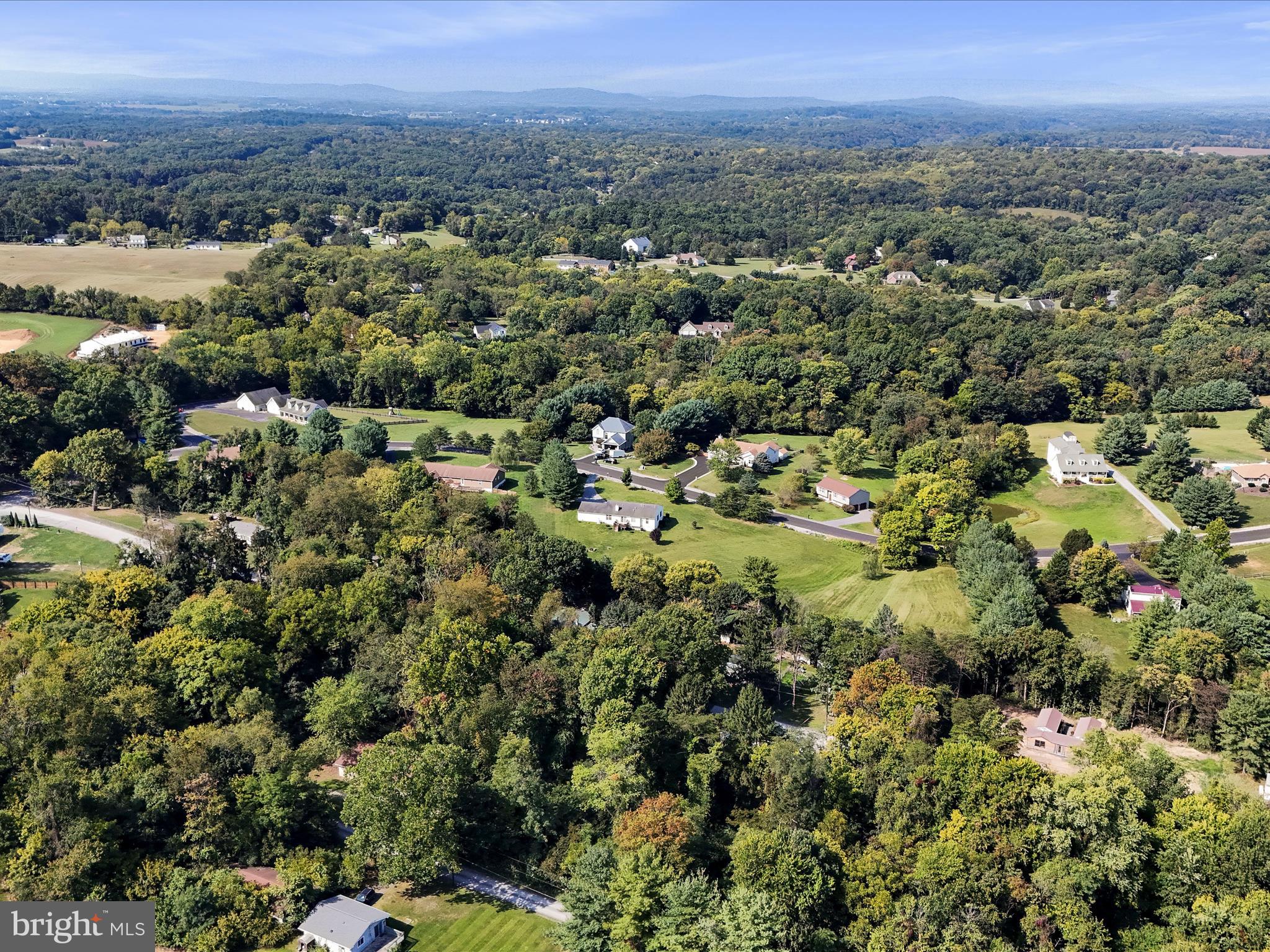 POTOMAC PARK ESTATES - Land