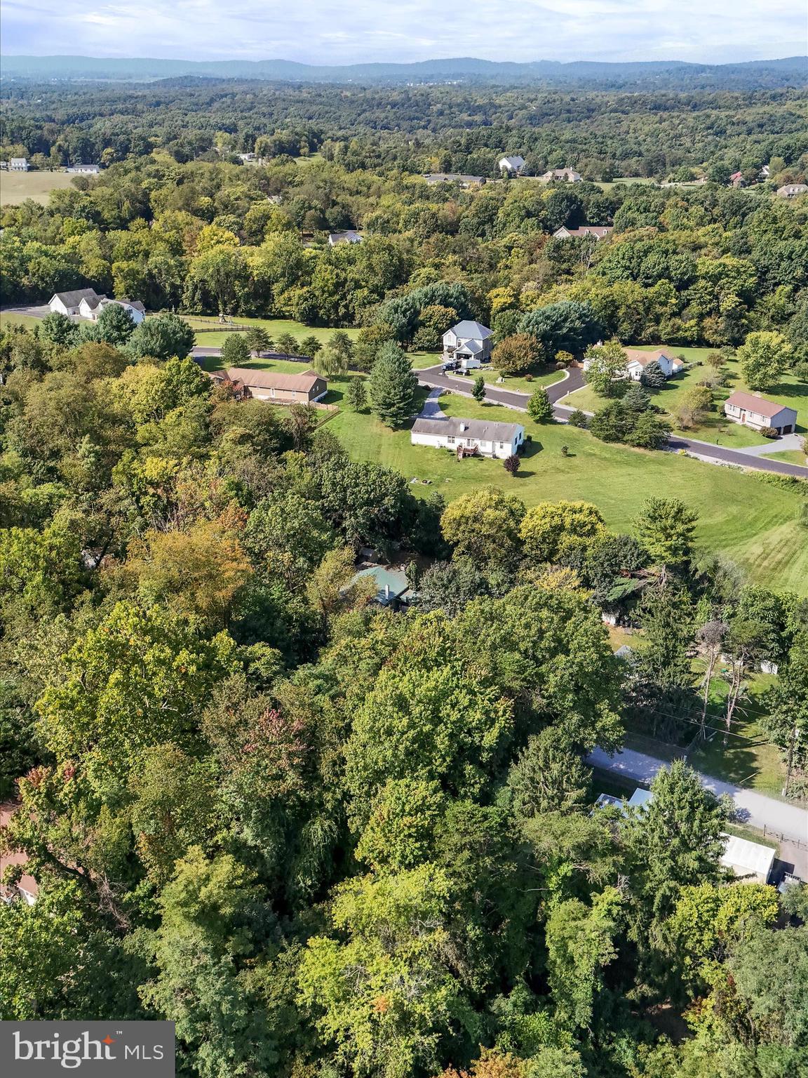 POTOMAC PARK ESTATES - Land