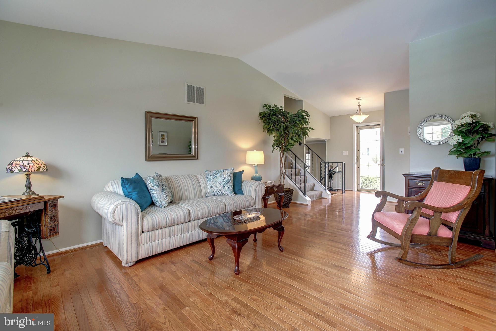 HICKORY FARMS - Residential