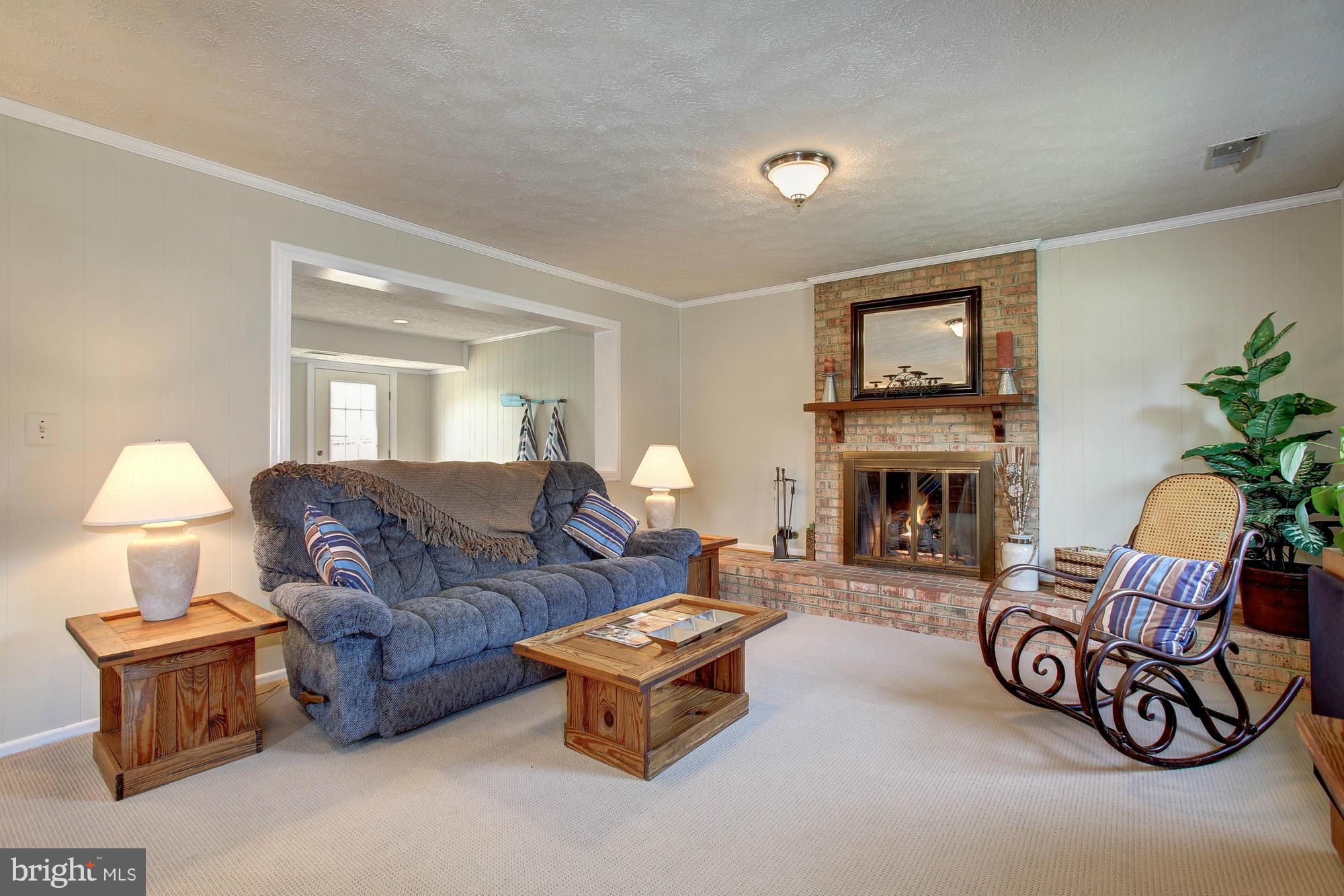 HICKORY FARMS - Residential