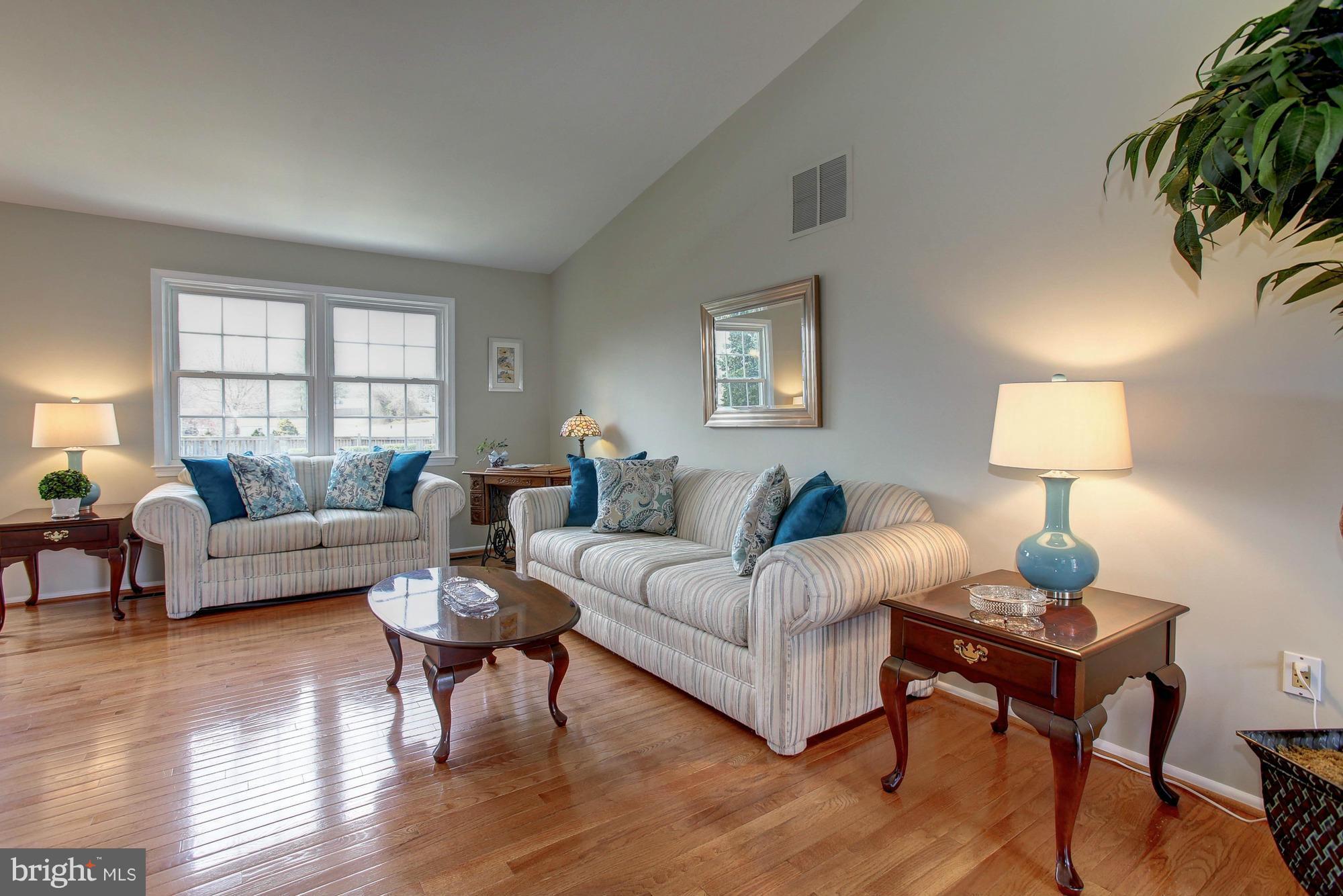 HICKORY FARMS - Residential