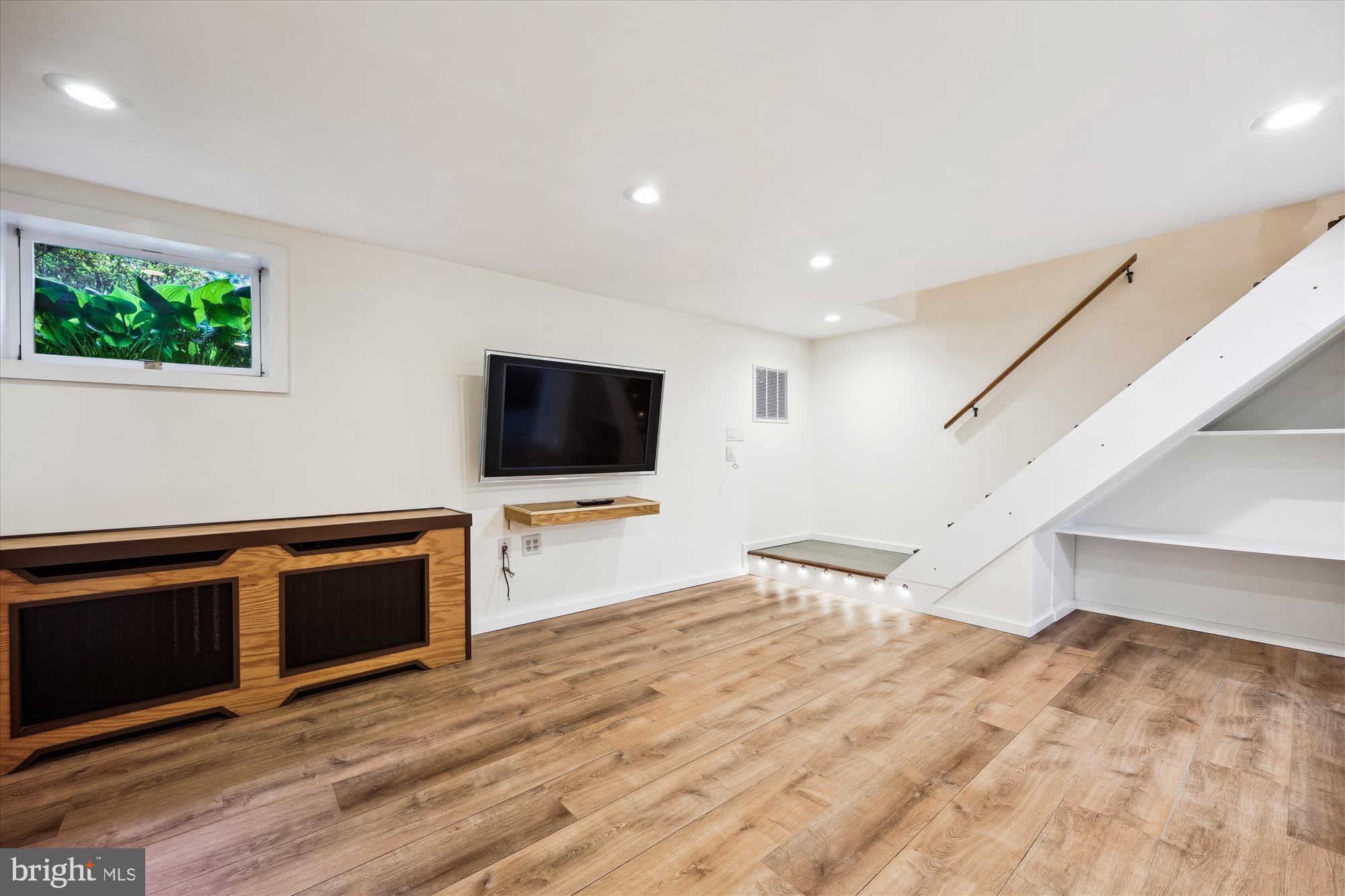 ROCK CREEK FOREST - Residential