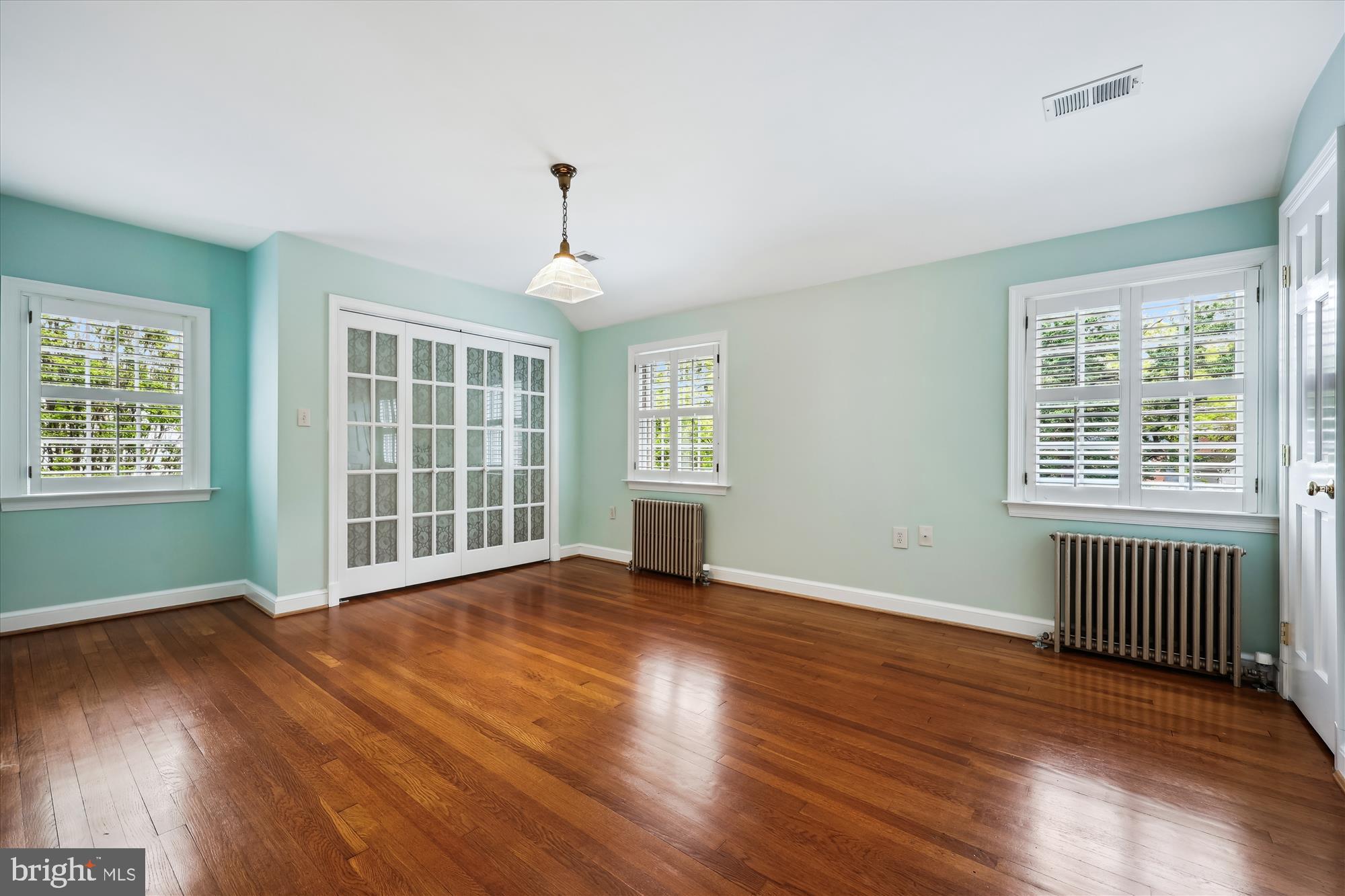 ROCK CREEK FOREST - Residential