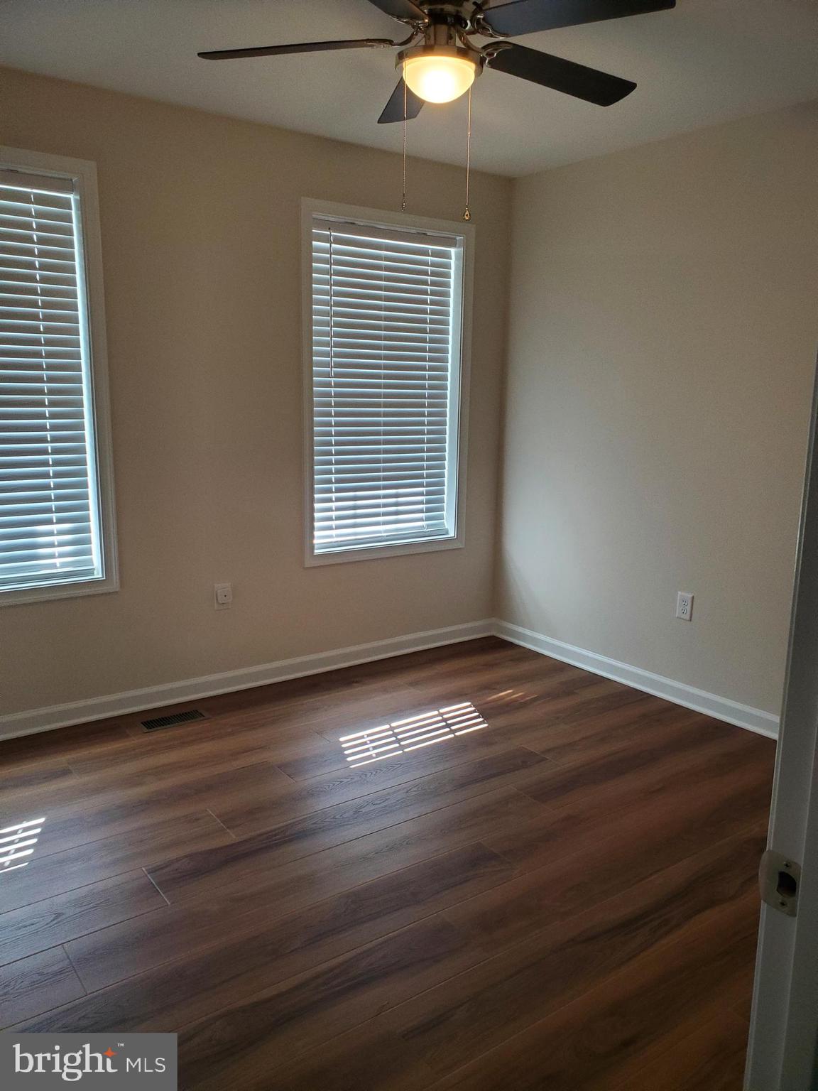 PRENTISS POINT II - Residential Lease