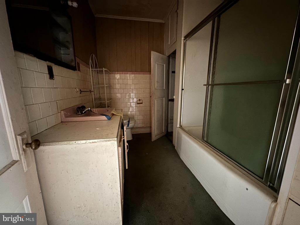 ROCK CREEK PARK - Residential