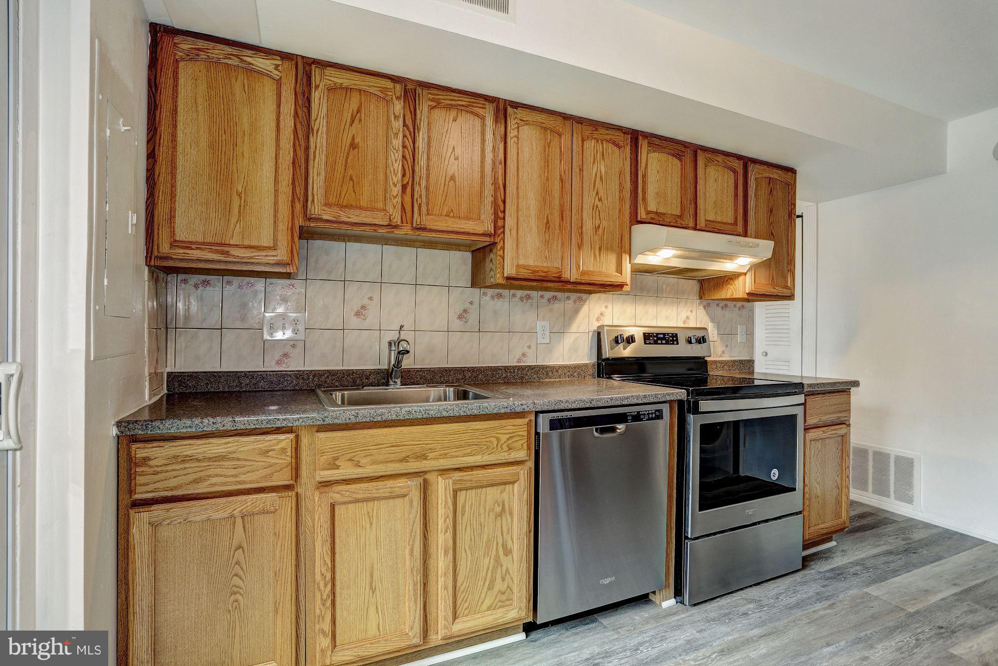 VILLAGE OF CLARYS FOREST - Residential