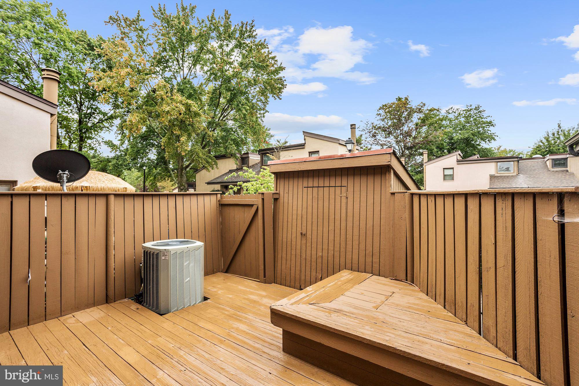 VILLAGE OF CLARYS FOREST - Residential