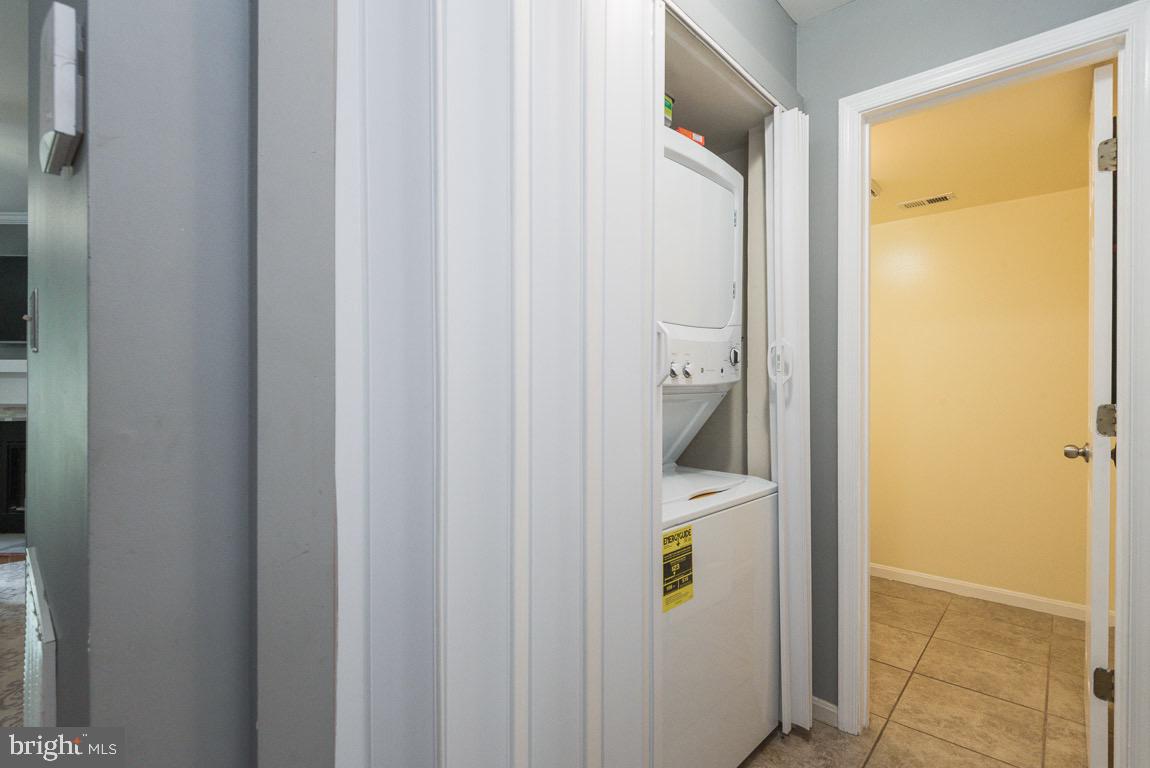 KINGS COUNCIL - Residential Lease